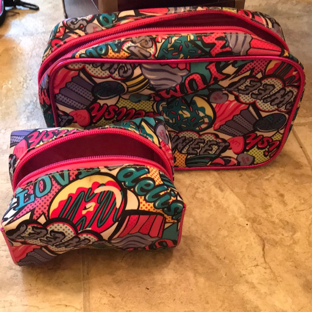 Makeup bag